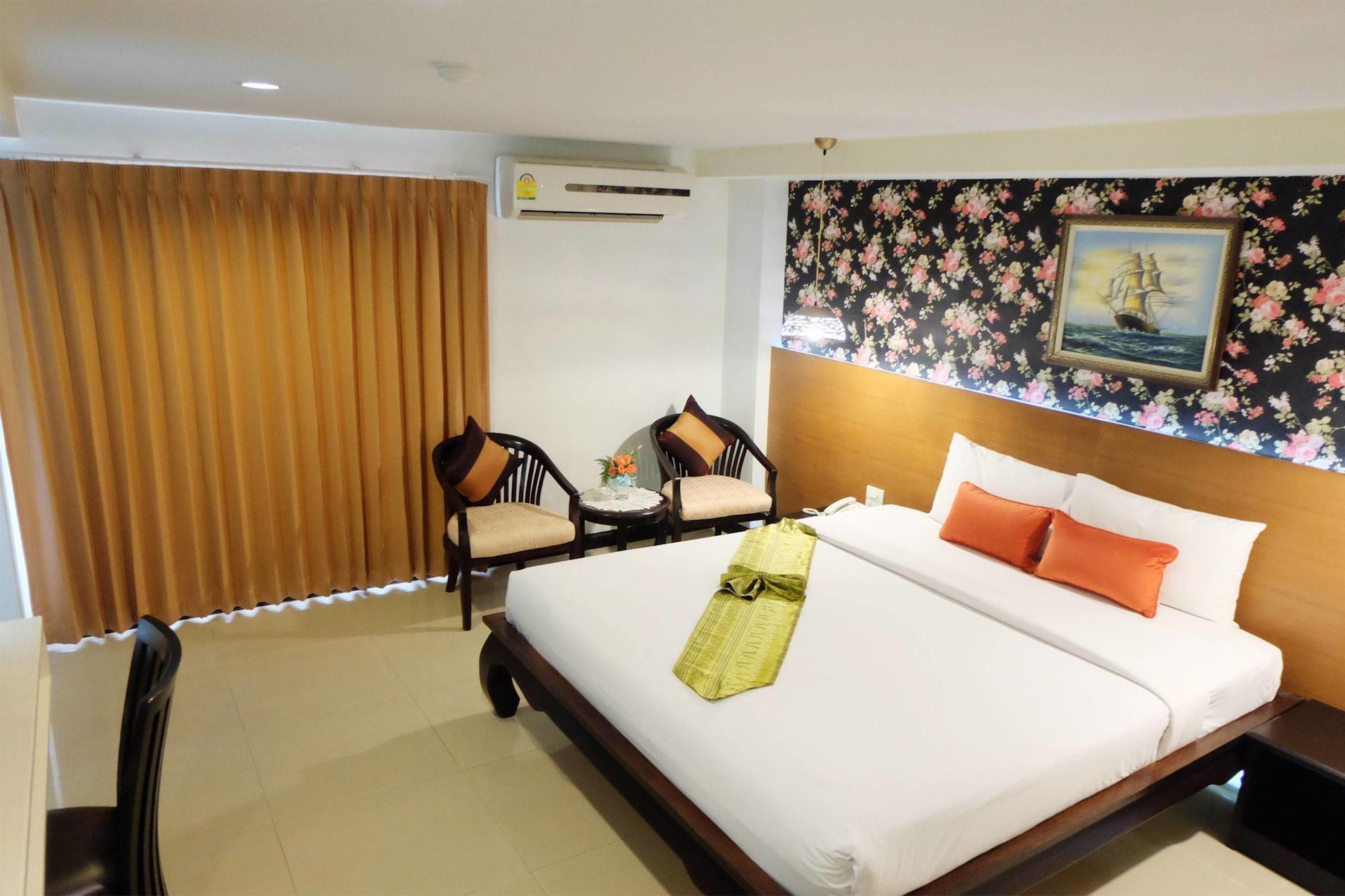 Grand Hill Resort And Spa Nakhon Sawan Extérieur photo