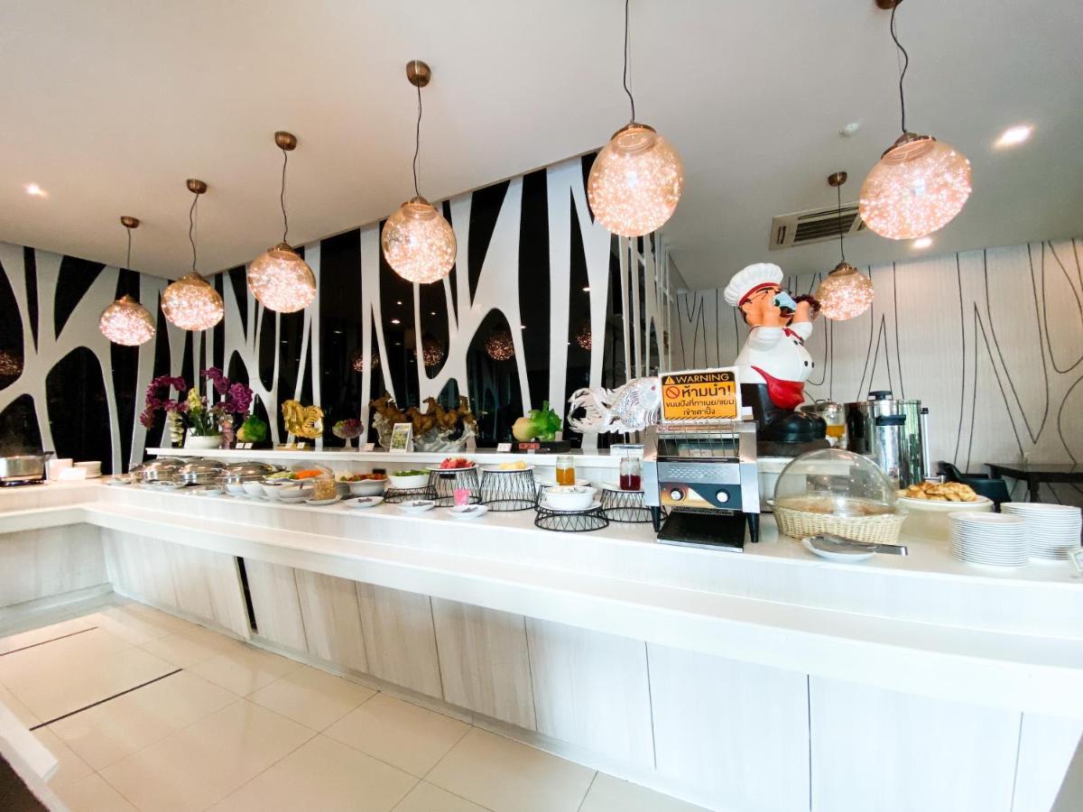 Grand Hill Resort And Spa Nakhon Sawan Extérieur photo