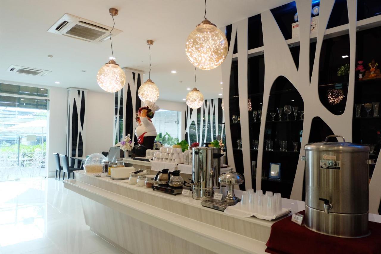 Grand Hill Resort And Spa Nakhon Sawan Extérieur photo